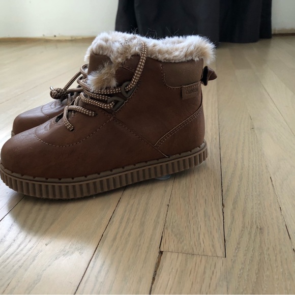 Selling Brand New Carters toddler boy work boots! - Picture 5 of 10